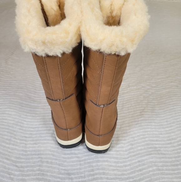 Bearpaw Isabella Hickory - Picture 6 of 9